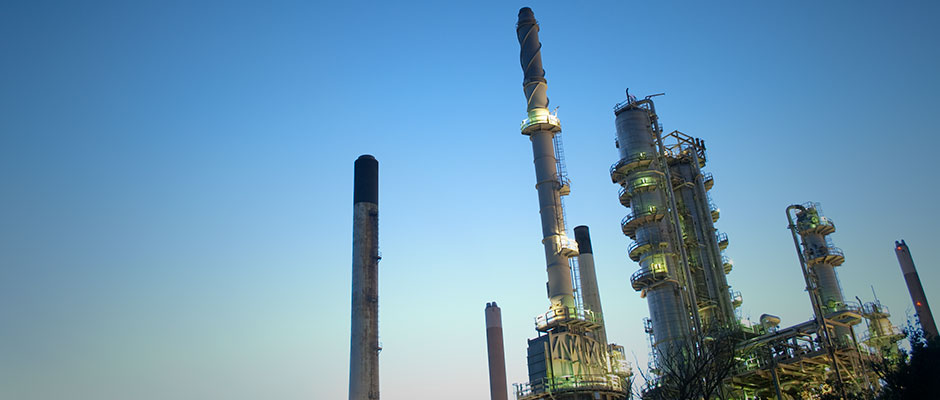 https://hss.dk/wp-content/uploads/2018/04/oil-refinery.jpg